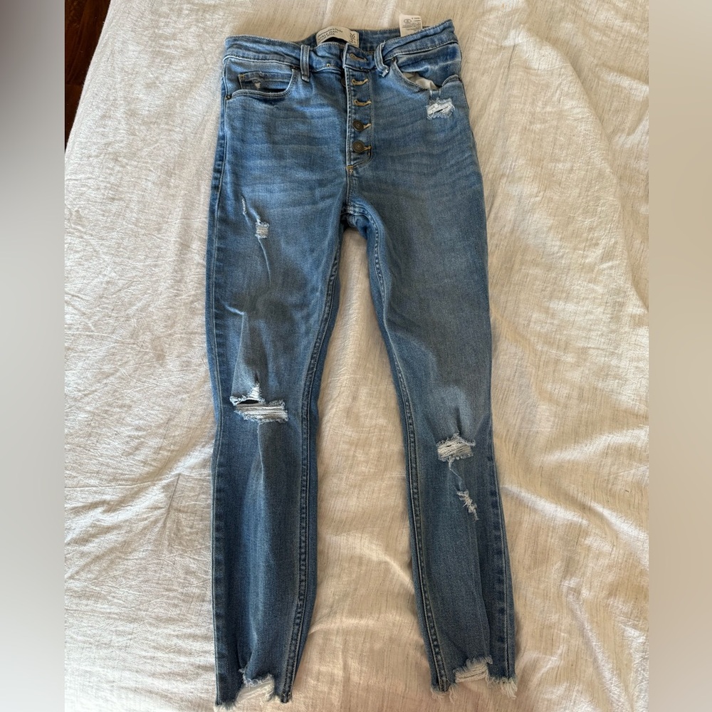Abercrombie & Fitch Blue Distressed Skinny Jeans